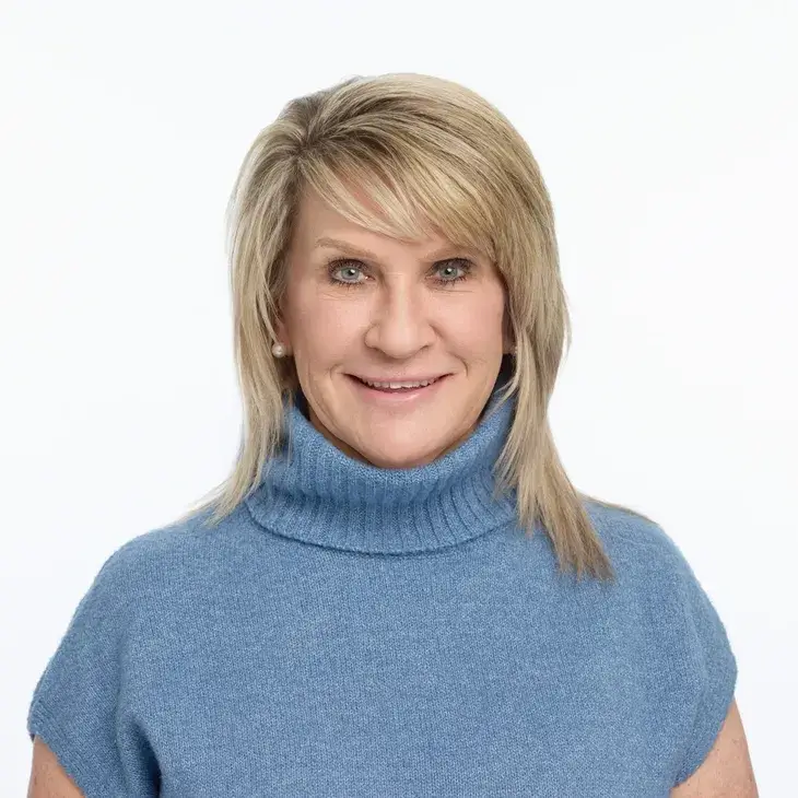 Nancy Weiss headshot